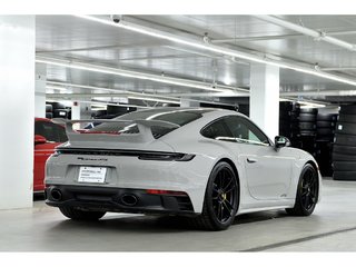 Porsche 911 Carrera GTS Coupe / PDCC / BUCKET SEATS / BOSE 2023 à Laval, Québec - 3 - w320h240px