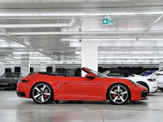 2024 Porsche 911 Carrera 4S Cabriolet / Premium + Sport Package in Laval, Quebec - 2 - w320h240px