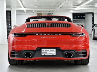 2024 Porsche 911 Carrera 4S Cabriolet / Premium + Sport Package in Laval, Quebec - 4 - w320h240px