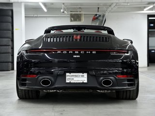 Porsche 911 Cabriolet / Sport + Premium Package / BOSE 2024 à Laval, Québec - 5 - w320h240px