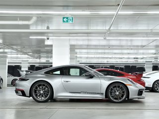 2024 Porsche 911 Carrera T Coupe / AeroKit / Manual / BOSE in Laval, Quebec - 2 - w320h240px