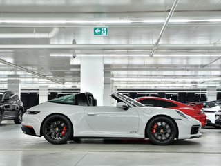 Porsche 911 Targa 4 GTS / Premium Package / PDCC / BOSE 2024 à Laval, Québec - 2 - w320h240px