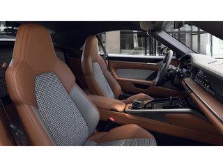 2024 Porsche 911 Turbo Cabriolet / Heritage Classic Package / in Laval, Quebec - 6 - w320h240px