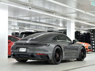 Porsche 911 Carrera GTS Coupe / Premium Package / Front Axle 2024 à Laval, Québec - 3 - w320h240px
