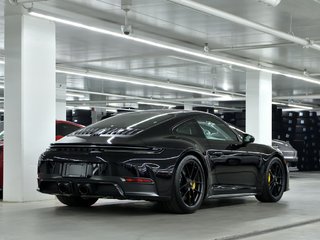 2025 Porsche 911 Carrera GTS Coupe / PCCBs / Front Axle / Premium in Laval, Quebec - 3 - w320h240px