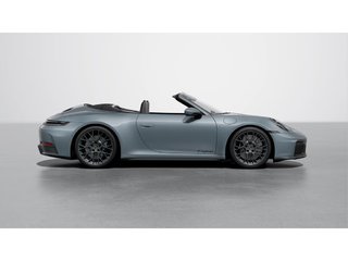 2025 Porsche 911 Carrera 4 GTS Cabriolet / Premium Package / BOSE in Laval, Quebec - 6 - w320h240px