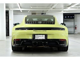 2025 Porsche 911 Carrera 4 GTS Coupe in Laval, Quebec - 4 - w320h240px