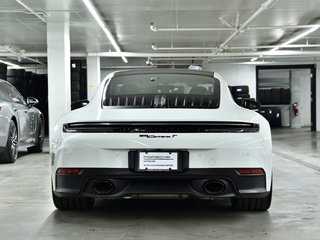2025 Porsche 911 Carrera 4S in Laval, Quebec - 4 - w320h240px