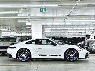 2025 Porsche 911 Carrera 4S in Laval, Quebec - 2 - w320h240px