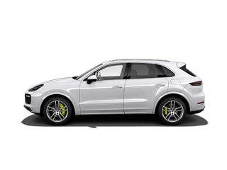 2019 Porsche Cayenne E-Hybrid / Premium Package / Sport Design / BOSE in Laval, Quebec - 2 - w320h240px