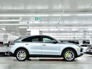 Porsche Cayenne E-Hybrid Coupe AWD / Trailer Hitch / BOSE 2020 à Laval, Québec - 2 - w320h240px