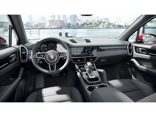 Porsche Cayenne AWD / Premium Package /Air Suspension / Hitch 2022 à Laval, Québec - 5 - w320h240px