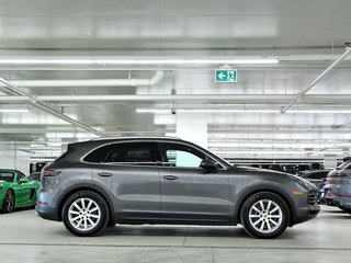 Porsche Cayenne  2022 à Laval, Québec - 2 - w320h240px