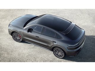 2023 Porsche Cayenne GTS Coupe AWD / Adaptive Cruise / BOSE in Laval, Quebec - 4 - w320h240px