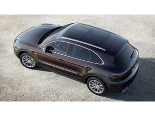 2023 Porsche Cayenne E-Hybrid AWD / Premium Package in Laval, Quebec - 4 - w320h240px