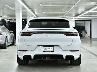 Porsche Cayenne Coupe Platinum Edition 2023 à Laval, Québec - 4 - w320h240px