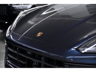 Porsche Cayenne / Premium Package Plus / Hitch / Adaptive Cruise 2024 à Laval, Québec - 6 - w320h240px