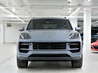 2024 Porsche Cayenne AWD / Premium Plus Package / Trailer Hitch in Laval, Quebec - 5 - w320h240px