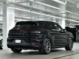 Porsche Cayenne S E-Hybrid 2024 à Laval, Québec - 3 - w320h240px