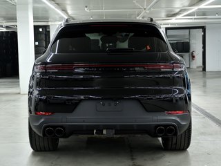Porsche Cayenne  2025 à Laval, Québec - 4 - w320h240px