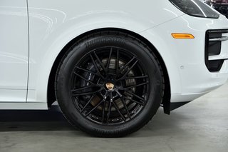 Porsche Cayenne Coupe 2026 à Laval, Québec - 5 - w320h240px