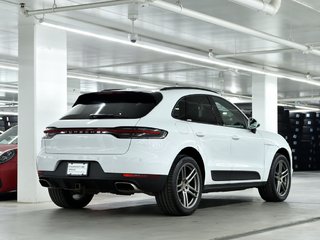 2019 Porsche Macan AWD in Laval, Quebec - 3 - w320h240px