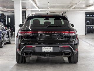 2022 Porsche Macan AWD / Premium Plus Package / Trailer Hitch / BOSE in Laval, Quebec - 4 - w320h240px