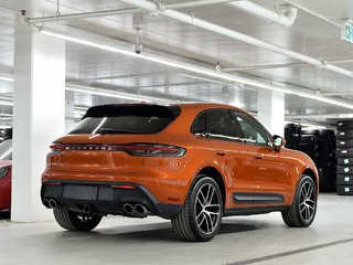 Porsche Macan AWD / Premium Plus Package / BOSE 2022 à Laval, Québec - 3 - w320h240px