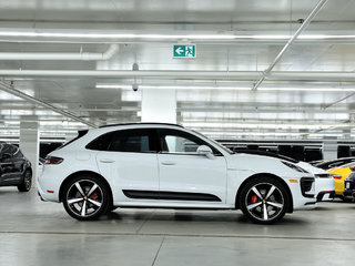 Porsche Macan S AWD 2023 à Laval, Québec - 2 - w320h240px