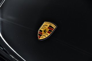 2023 Porsche Macan in Laval, Quebec - 6 - w320h240px