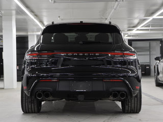 2024 Porsche Macan S AWD / Air Suspension / Sport Exhaust / Hitch in Laval, Quebec - 4 - w320h240px