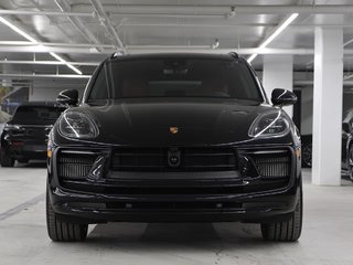 Porsche Macan S AWD / Air Suspension / Sport Exhaust / Hitch 2024 à Laval, Québec - 5 - w320h240px