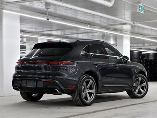 2024 Porsche Macan AWD / Premium Plus Package / Air Suspension / BOSE in Laval, Quebec - 3 - w320h240px