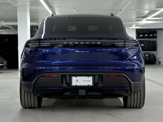 2024 Porsche Macan Electric AWD / Premium / Sport Chrono / Rear Axle in Laval, Quebec - 4 - w320h240px