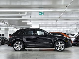 2024 Porsche Macan AWD / Premium Package Plus / BOSE in Laval, Quebec - 2 - w320h240px