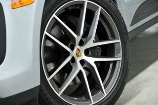2024 Porsche Macan in Laval, Quebec - 5 - w320h240px