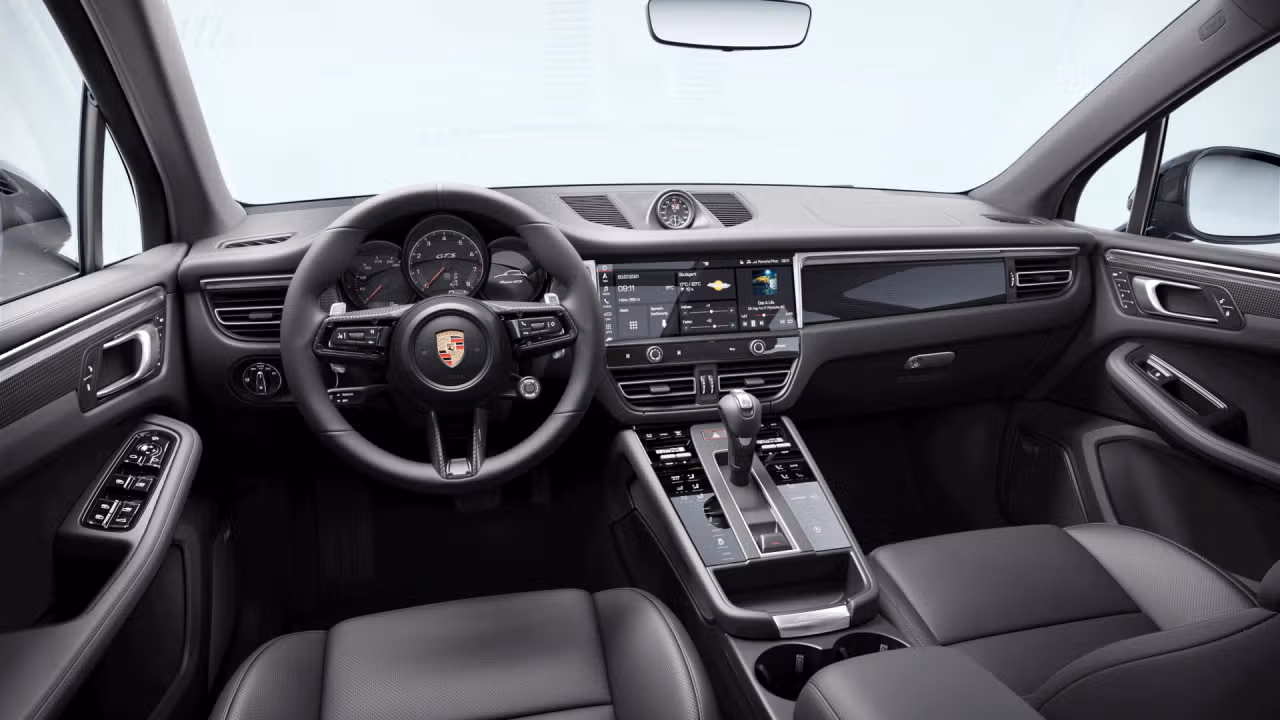 2024 Porsche Macan GTS in Laval, Quebec - 6 - w320h240px