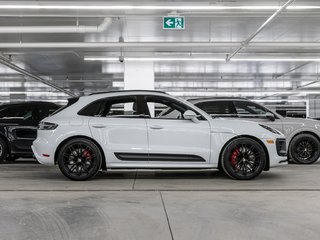 2025 Porsche Macan GTS AWD / Panoramic Roof / BOSE in Laval, Quebec - 2 - w320h240px
