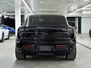 2025 Porsche Macan Turbo / Premium Pack / Sport Chrono / Rear Axle in Laval, Quebec - 4 - w320h240px