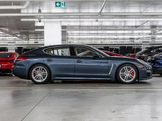 2015 Porsche Panamera Turbo / V8 / Premium Plus / Burmester / in Laval, Quebec - 2 - w320h240px