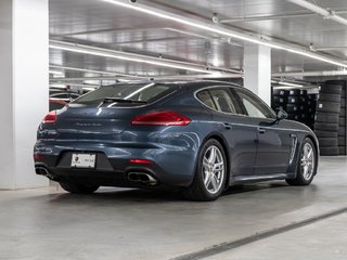 2015 Porsche Panamera Turbo / V8 / Premium Plus / Burmester / in Laval, Quebec - 3 - w320h240px