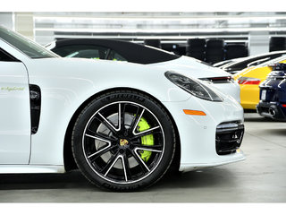 Porsche Panamera E-Hybrid / Sport Design / Premium Package plus / 2019 à Laval, Québec - 6 - w320h240px
