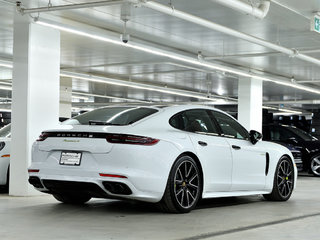 Porsche Panamera E-Hybrid / Sport Design / Premium Package plus / 2019 à Laval, Québec - 3 - w320h240px