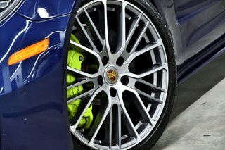 Porsche Panamera 4 E-HYBRID 2022 à Laval, Québec - 3 - w320h240px