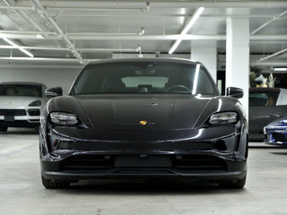 Porsche Taycan 4S Sedan / Premium Package / BOSE / Sport Chrono 2020 à Laval, Québec - 6 - w320h240px