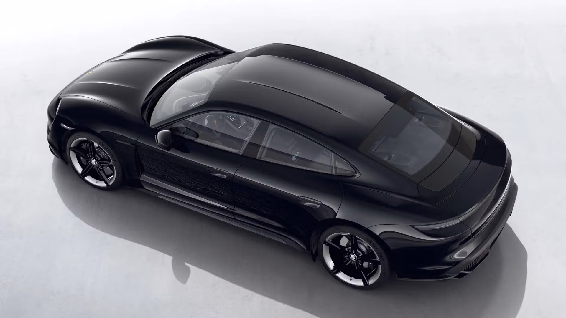 2020 Porsche Taycan Turbo in Laval, Quebec - 4 - w320h240px