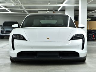 2021 Porsche Taycan 4S in Laval, Quebec - 5 - w320h240px