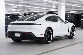 2021 Porsche Taycan 4S in Laval, Quebec - 3 - w320h240px