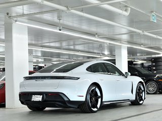 2023 Porsche Taycan 4S AWD / Premium Package / Rear Axle / BOSE in Laval, Quebec - 3 - w320h240px
