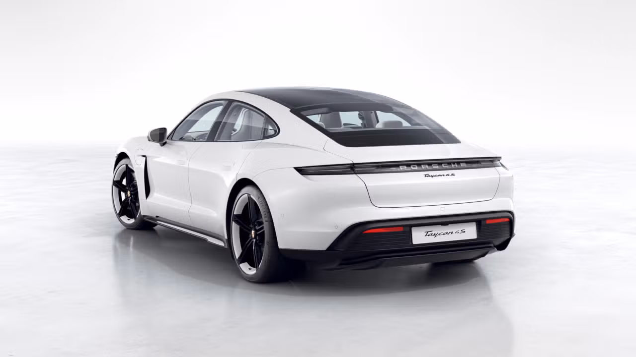 2024 Porsche Taycan 4S in Laval, Quebec - 3 - w320h240px